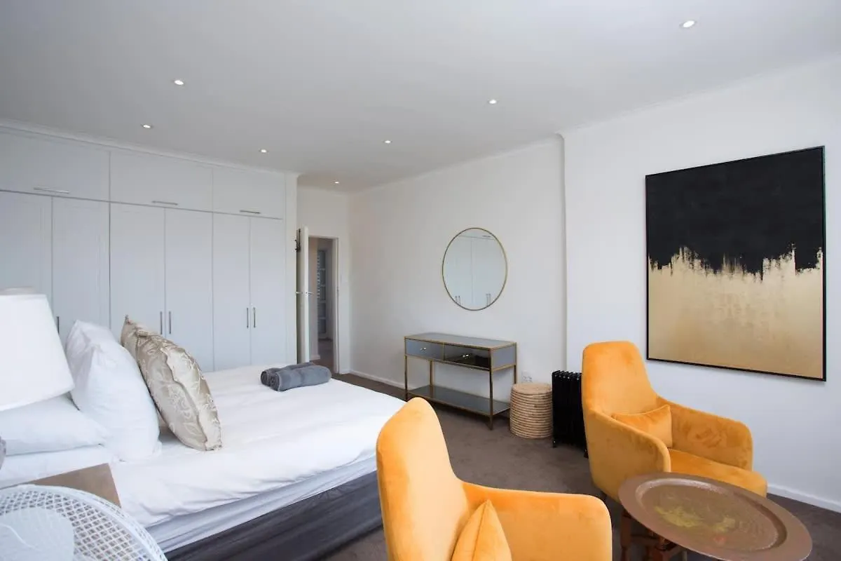 Comfort & Style Apartment 200M To Beach With Parking Cape Town South Africa